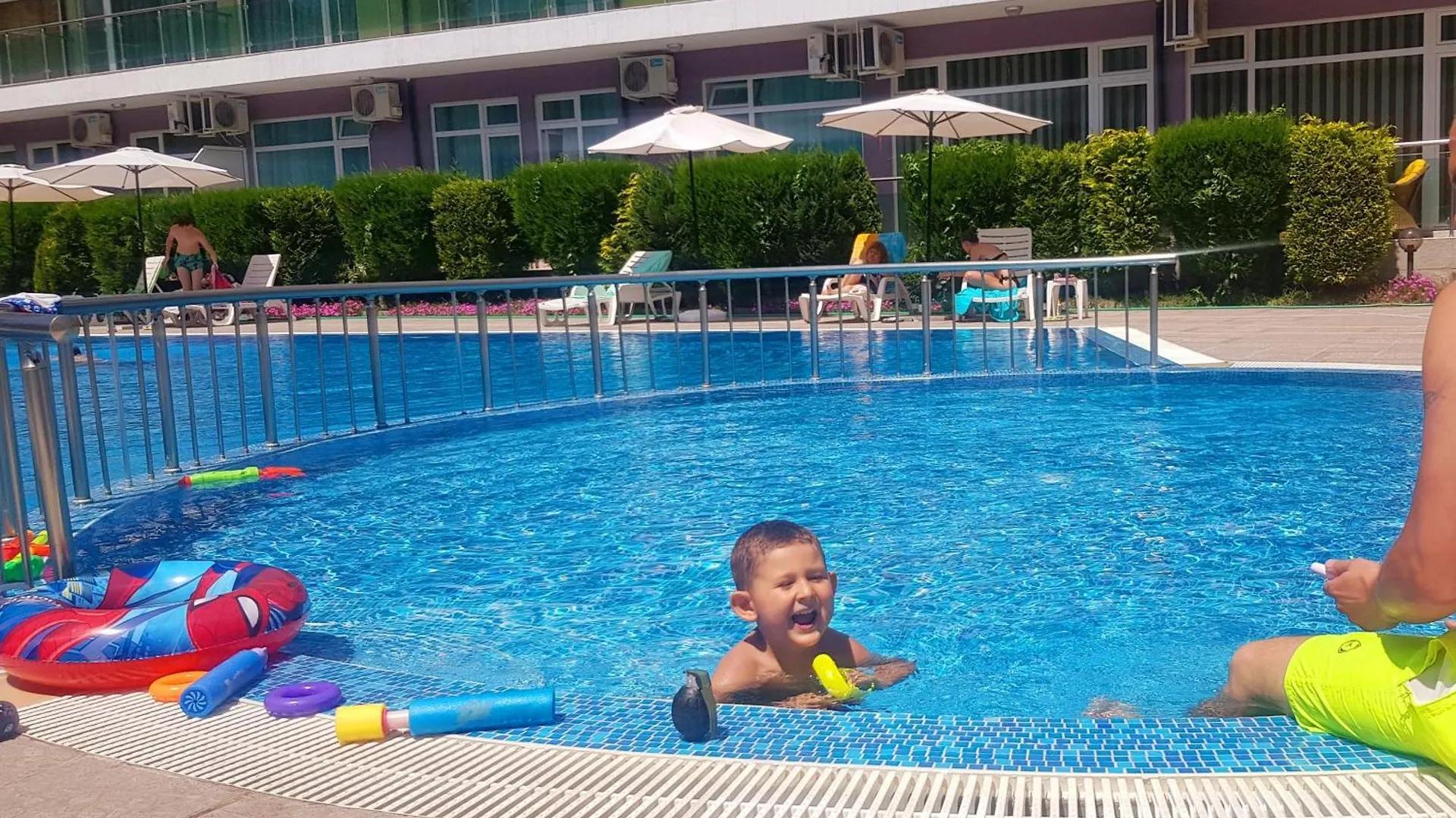 Family Apartments In Solmarin 써니비치 0*,