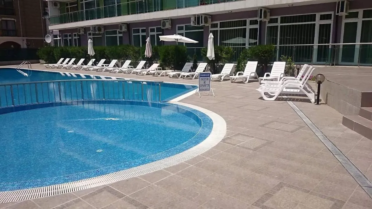 Family Apartments In Solmarin Sunny Beach